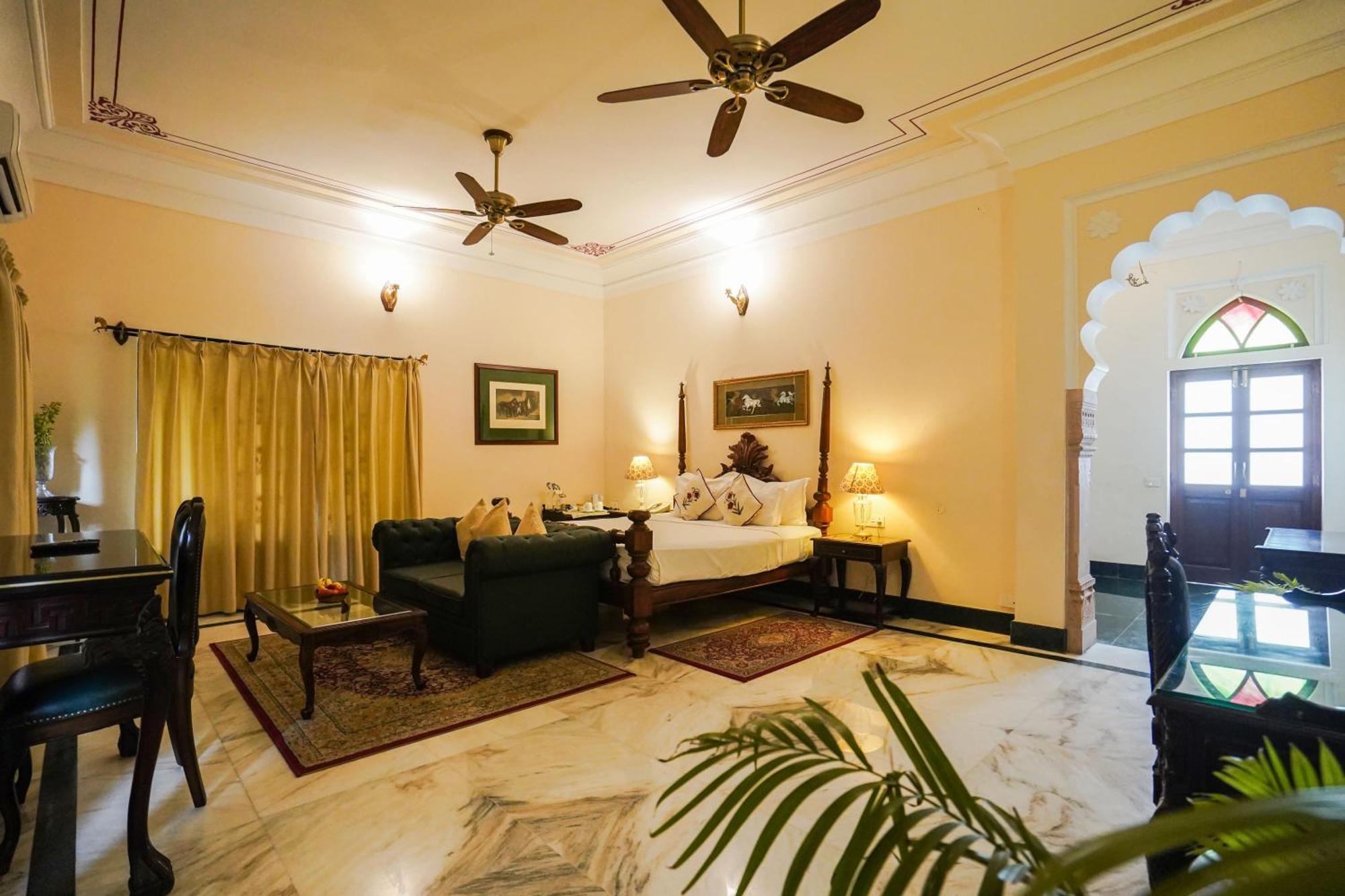 Khas Bagh Hotel ชัยปุระ ภายนอก รูปภาพ